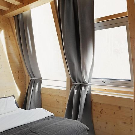 Mondholz - Urban Inn 24-7 Инсбрук Экстерьер фото
