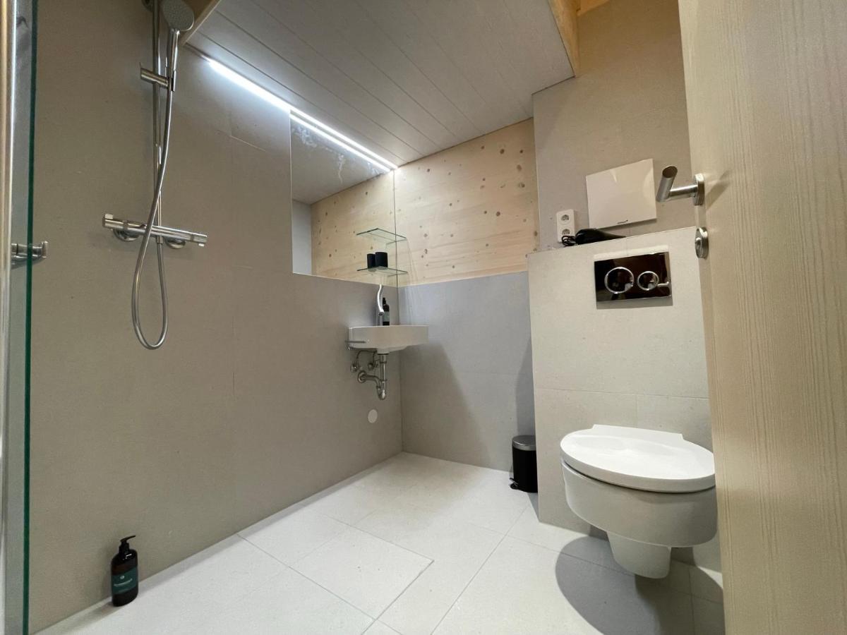 Mondholz - Urban Inn 24-7 Инсбрук Экстерьер фото
